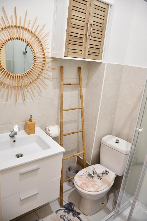 Le Cabanon H24,Atypique,Cosy,Port,Plage,Wifi,Netflix La Seyne-sur-Mer Zewnętrze zdjęcie