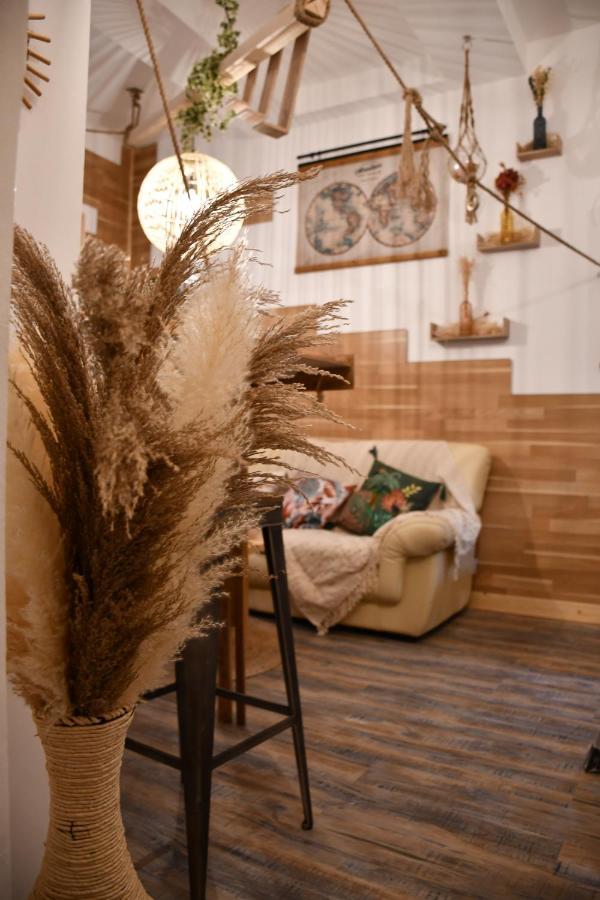 Le Cabanon H24,Atypique,Cosy,Port,Plage,Wifi,Netflix La Seyne-sur-Mer Zewnętrze zdjęcie